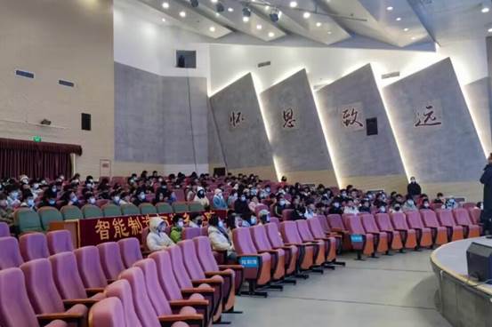 retouch_2022120315411284